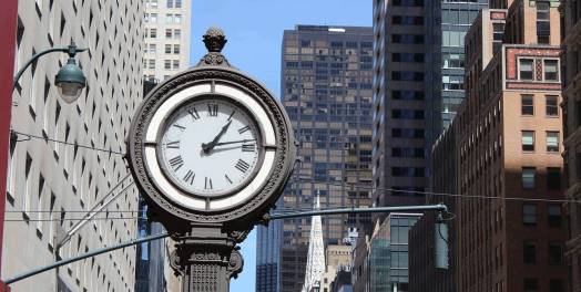 我们受制于时间