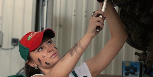 彼此同工一起工作（罗马书12:4-8）