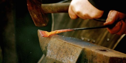 从支派联邦到君主王朝：撒母耳记上