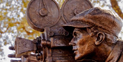 铭记神临在这块土地（书4:1-9）