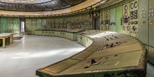 以色列四分五裂（士17-21）