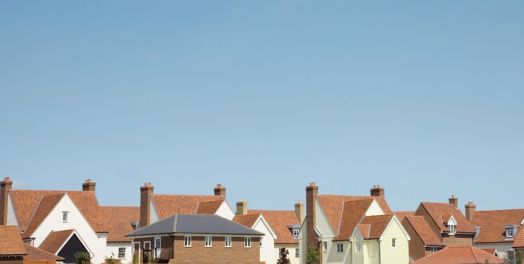 基督创造了世界，并维持着它（来1:1–2:8）