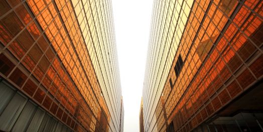 主题B反复：忠实地见证上帝的苦难，同时也是带着赏赐的（但 6）